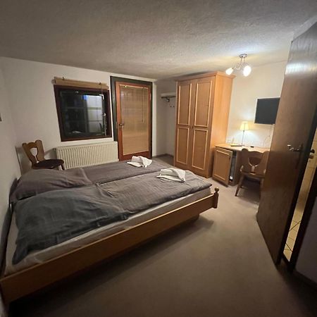 Hotel Erfurter Kreuz Kirchheim  Kültér fotó