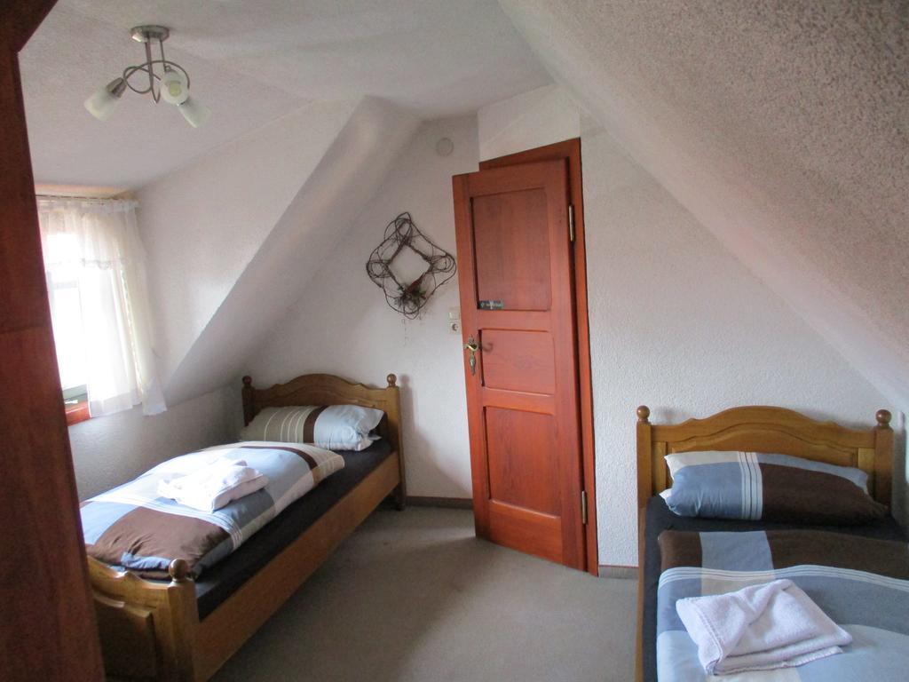 Hotel Erfurter Kreuz Kirchheim  Kültér fotó