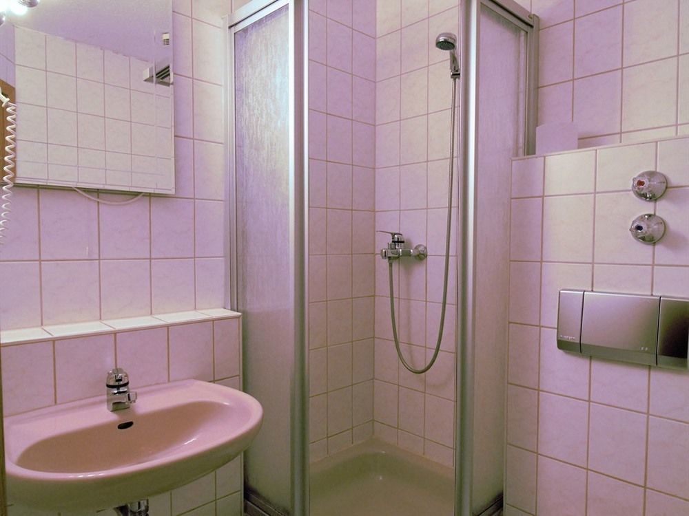 Hotel Erfurter Kreuz Kirchheim  Kültér fotó